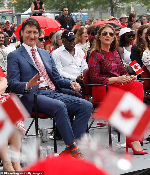 Justin Trudeau, 51, separates from wife Sophie Gregoire Trudeau: Canadian PM’s three kids will continue to live with him while they share custody Justin Trudeau and Sophie Gregoire Trudeau (shown on July 1st) announced their separation today