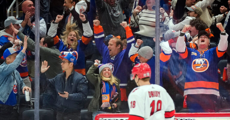 NHL and NBA Playoffs Give New York Fans a Lot to Celebrate NHL and NBA Playoffs Give New York Fans a Lot to Celebrate