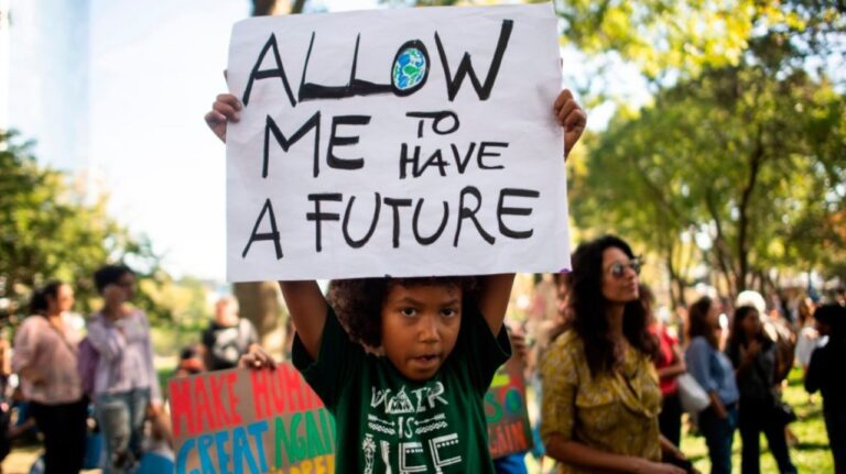 High school students launch ‘Green New Deal for Schools Campaign’ High school students launch ‘Green New Deal for Schools Campaign’