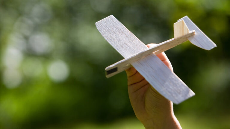Balsa wood transistors could usher in ‘greener’ electronics