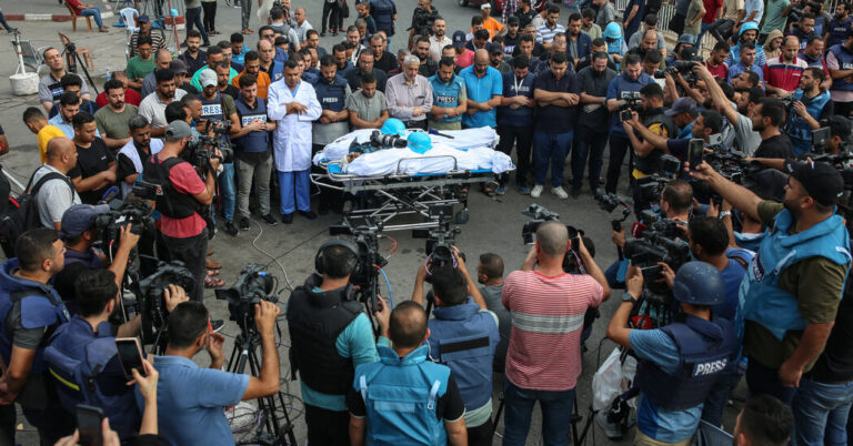 In Gaza, a War the World Can’t See In Gaza, a War the World Can’t See