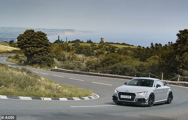 The most popular new car colours of 2023 have been announced – and the one Britons buy most is as bland as it gets For the sixth year in a row, the most popular car colour in the UK was grey - more than a quarter of all new motors registered. But there's a very savvy reason for why Britons are buying bland tones