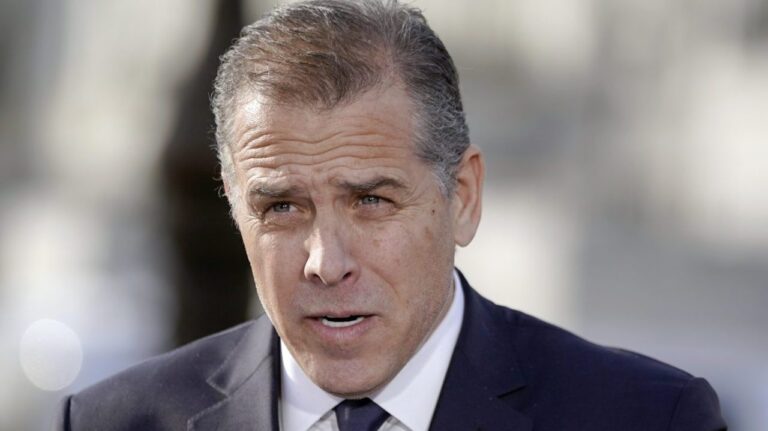 Hunter Biden’s lawyers seek to toss tax charges in LA court Hunter Biden’s lawyers seek to toss tax charges in LA court