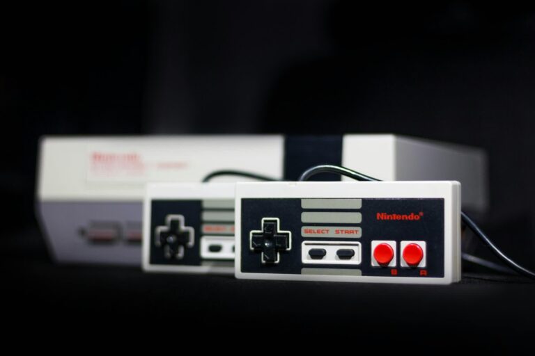 This functional NES game doubles as an NES console This functional NES game doubles as an NES console