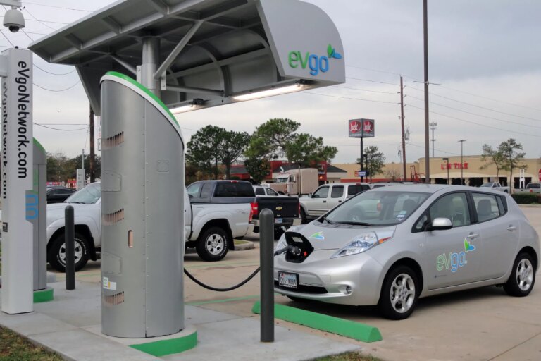Plug-in hybrids are driving EV sales growth, but industry faces roadblocks ahead Plug-in hybrids are driving EV sales growth, but industry faces roadblocks ahead