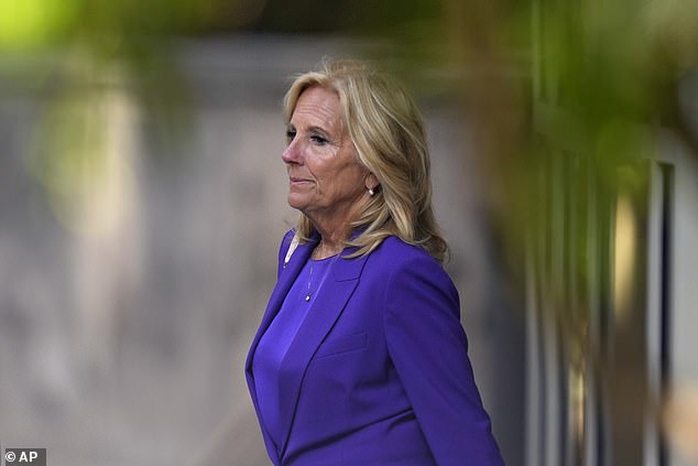 Jill Biden supports stepson Hunter as jury is picked to decide his fate in trial centered on crack cocaine, a Colt Cobra Revolver, a ‘lie’ on a gun form and his exes First lady Jill Biden departs from federal court, Monday, June 3, 2024, in Wilmington, Delaware