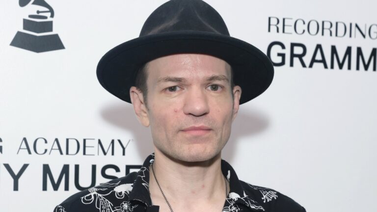 Deryck Whibley Slams Greig Nori's Response to Sexual Abuse Allegations