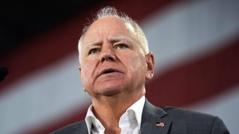 Watch live: Walz holds rally in battleground Nevada Watch live: Walz holds rally in battleground Nevada