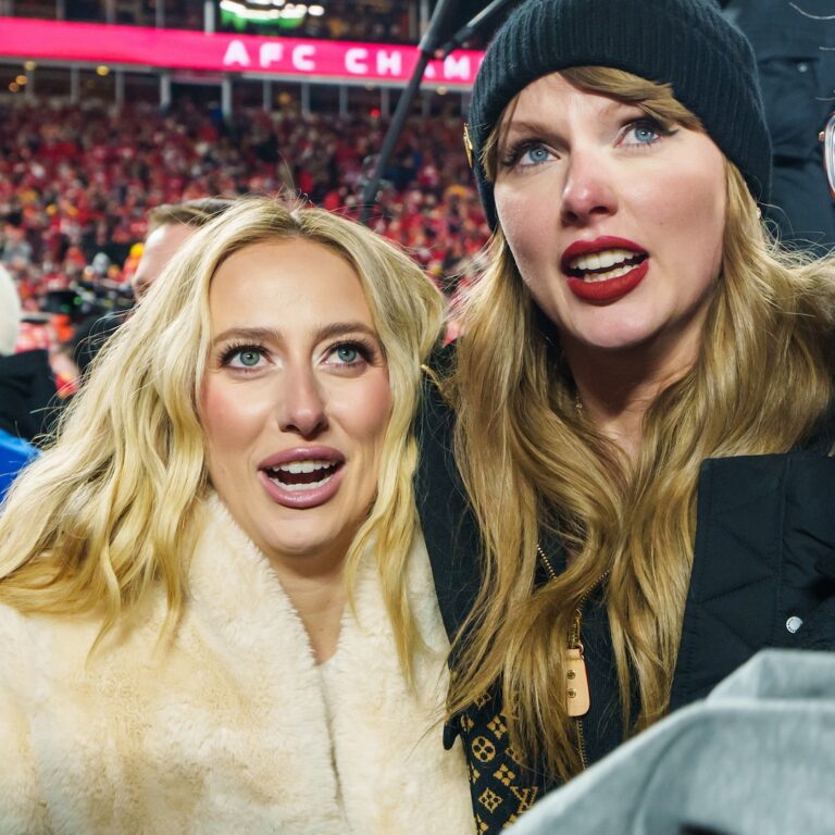 What Taylor Swift Texted Brittany Mahomes Before Kansas City Chiefs Win What Taylor Swift Texted Brittany Mahomes Before Kansas City Chiefs Win