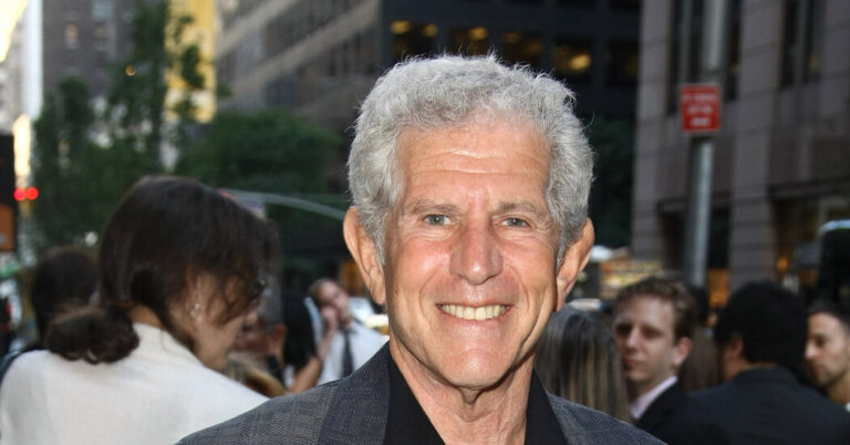 Tony Roberts, Nonchalant Fixture in Woody Allen Films, Dies at 85 Tony Roberts, Nonchalant Fixture in Woody Allen Films, Dies at 85
