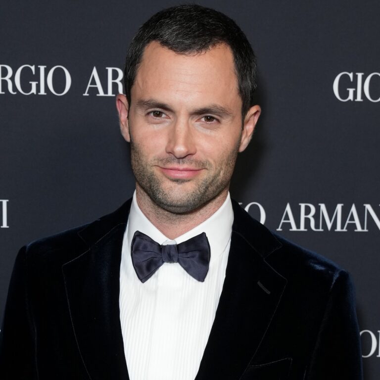 Penn Badgley Reveals You’s Connection to Gossip Girl Penn Badgley Reveals You's Connection to Gossip Girl