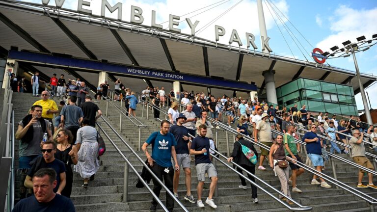 Oasis Fan Dies After Fall at Band’s Wembley Stadium Concert Oasis Fan Dies After Fall at Band's Wembley Stadium Concert