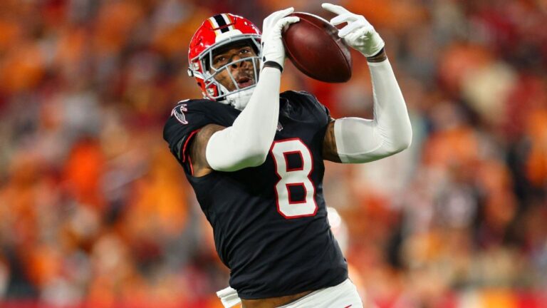 Falcons complete comeback as Bucs drop from first in NFC South Falcons complete comeback as Bucs drop from first in NFC South