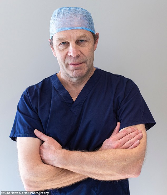 I’m a leading surgeon, professor… and a recovering alcoholic. This is the shocking amount I was drinking at my lowest, how I stayed functional – and how I finally turned my life around: DR CHARLES KNOWLES Dr Charles Knowles, author of Why We Drink, is a surgeon specialising in bowel disease and professor at Queen Mary University of London