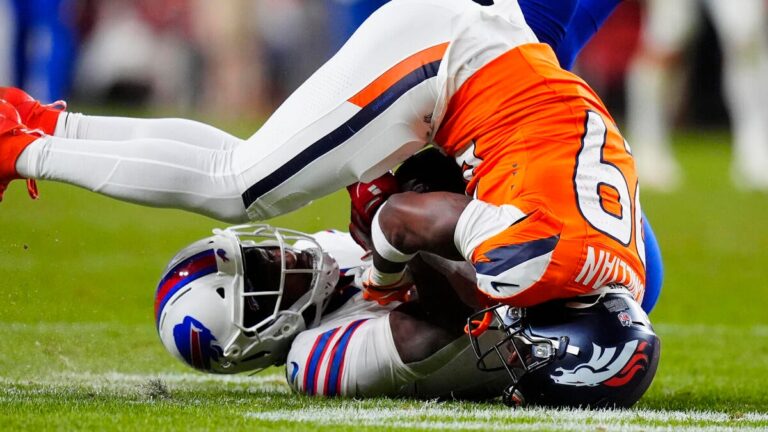 Irate Bills coach Sean McDermott reacts to Broncos’ controversial OT interception Irate Bills coach Sean McDermott reacts to Broncos' controversial OT interception