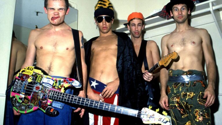 Red Hot Chili Peppers Distance Band From Upcoming Netflix Documentary Red Hot Chili Peppers Distance Band From Upcoming Netflix Documentary