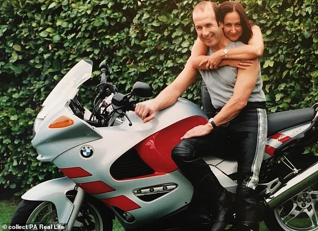 Pancreatic cancer took the lives of BOTH of our clean-living parents… we are begging everyone to learn the warning signs of this cruel, vicious disease Richard and Susan were both unexpectedly diagnosed with pancreatic cancer within just a decade of one another