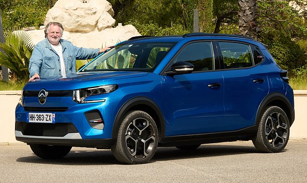 RAY MASSEY: Citroen’s e-C3 Urban Range is a multi-tasker Zippy: Ray Massey with Citroen's smart and feisty all-electric e-C3 Urban Range